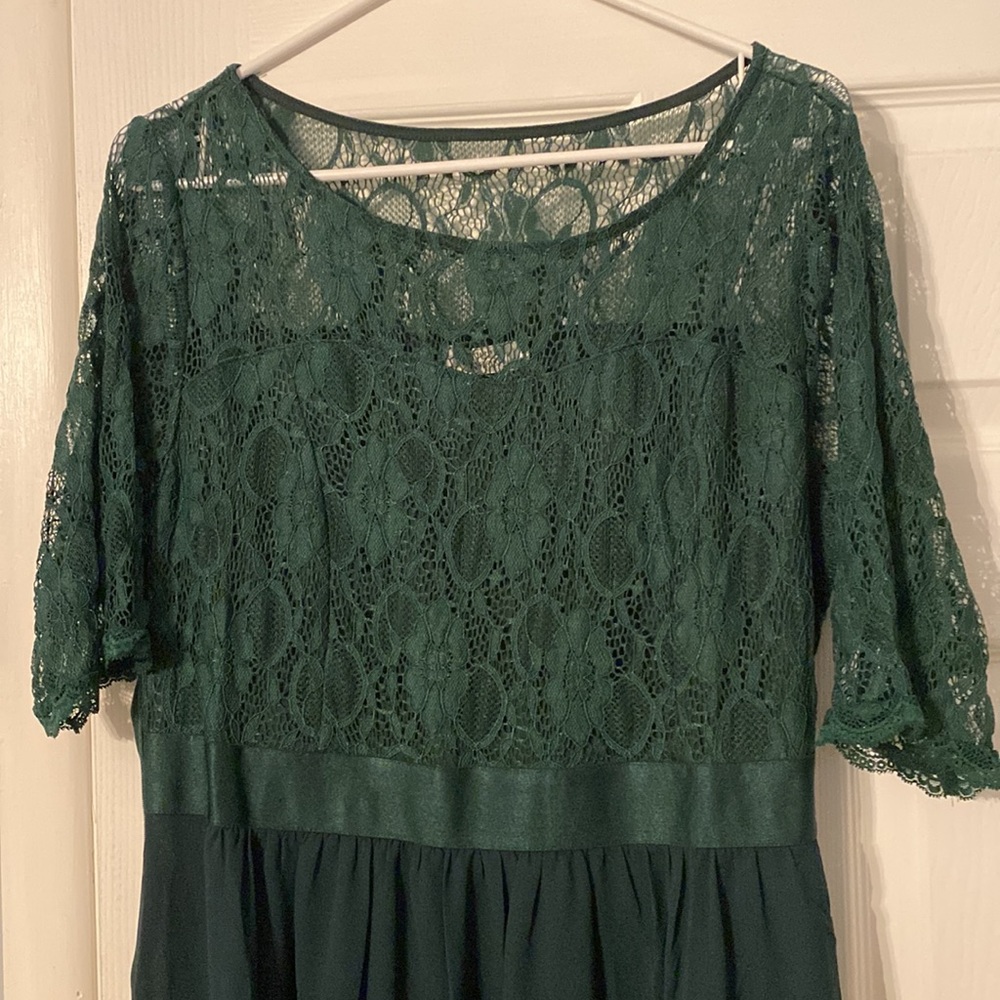 Formal Dress - Picture 3 of 5